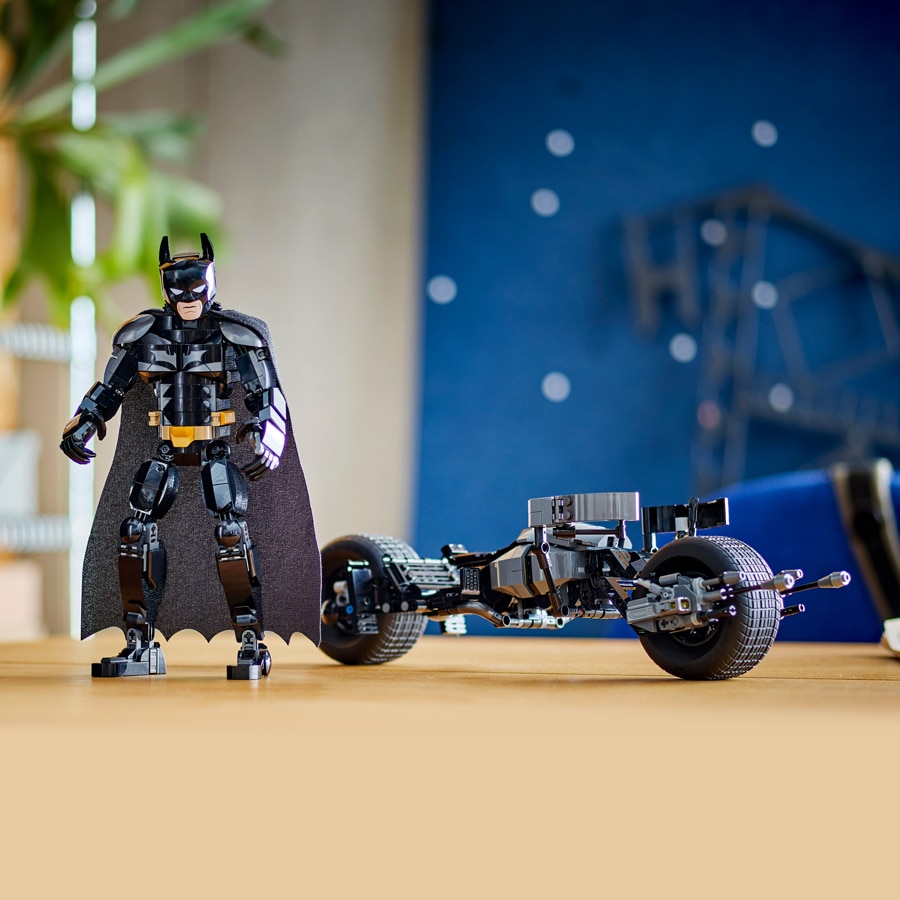 The Dark Knight toy with bike LEGO DC Batman.