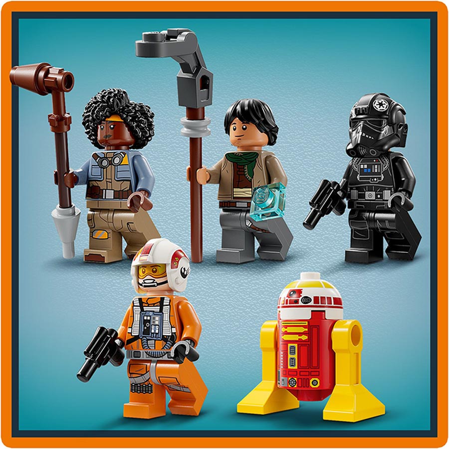 4 LEGO Star Wars minifigures and a LEGO droid figure