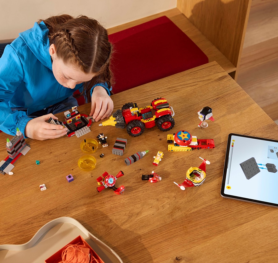 LEGO Builder app