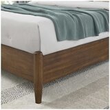 Universal Broadmoore Powell Queen Bed