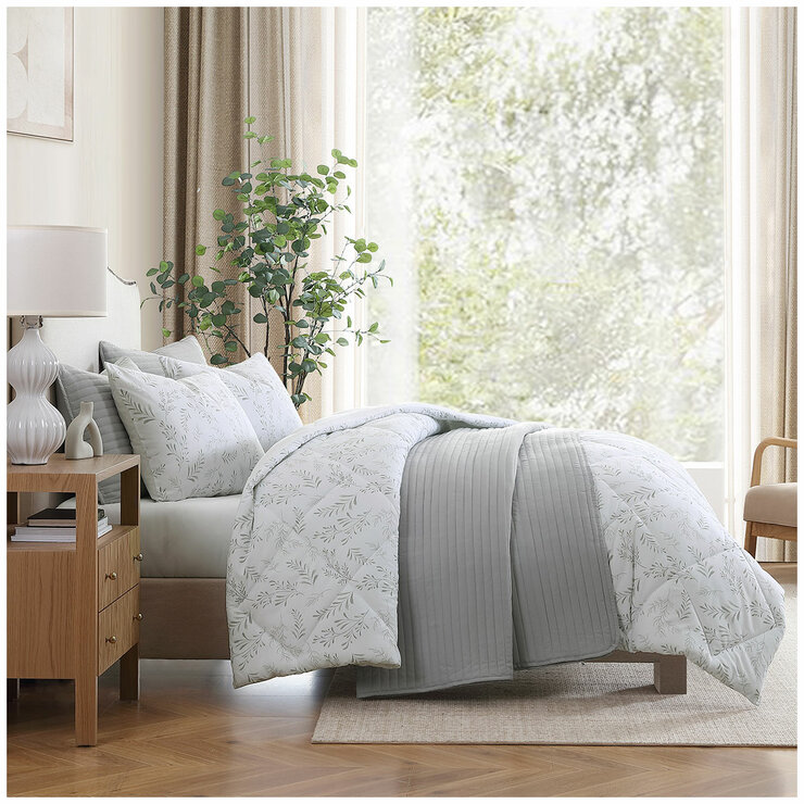 Jennifer Adams Comforter Set Queen 6 Piece Set Jennifer Adams Comforter Set Queen 6 Piece Set