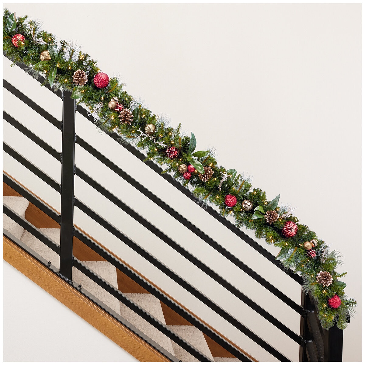 Pre-Lit Decorated Garland 2.7M