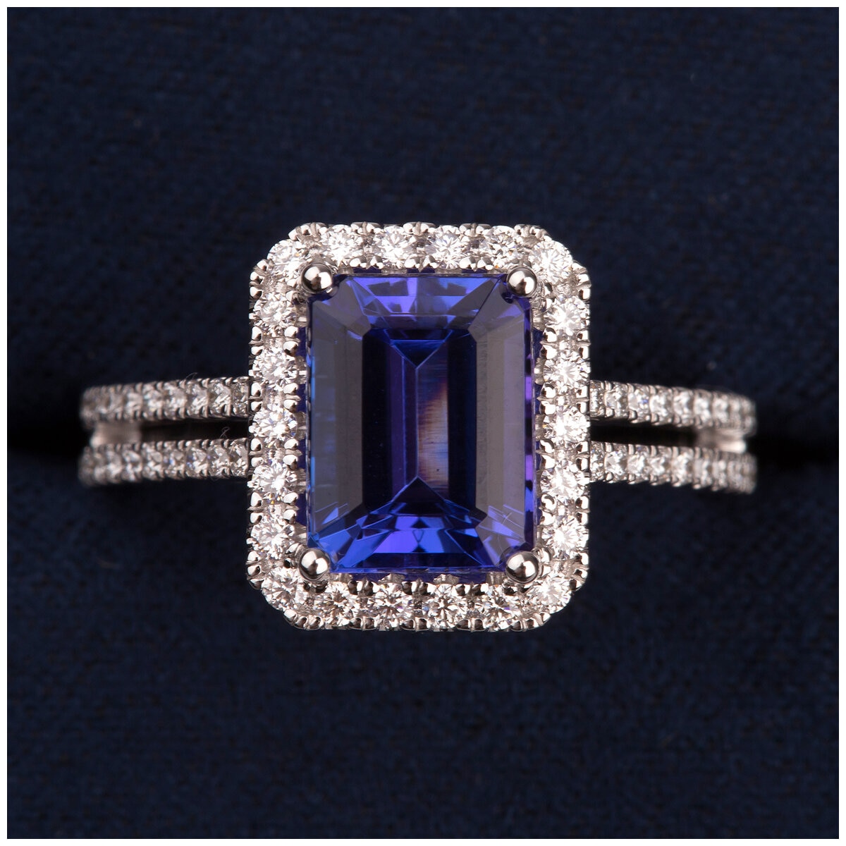 18KT White Gold 0.44ctw Round Diamond Halo Tanzanite Ring