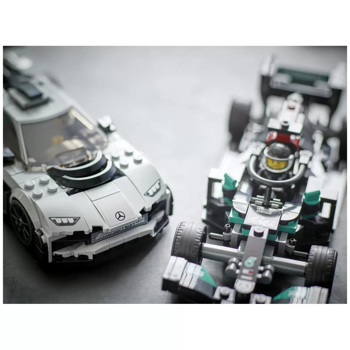 LEGO Speed Champions Mercedes-AMG F1 W12 E Performance and Mercedes-AMG Project One 76908