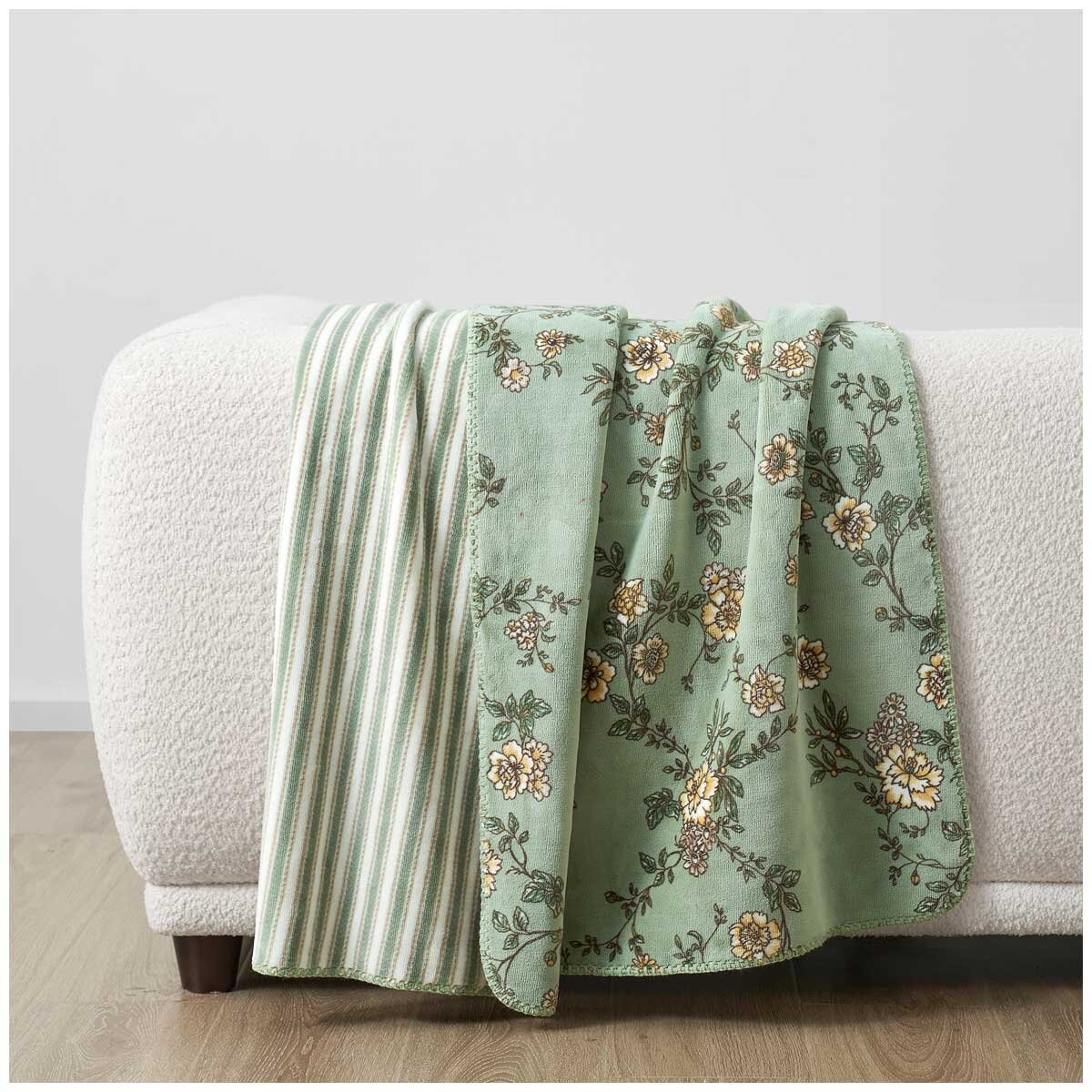 Casual Living Reversible Plush Throw 127 x 177cm Leigh