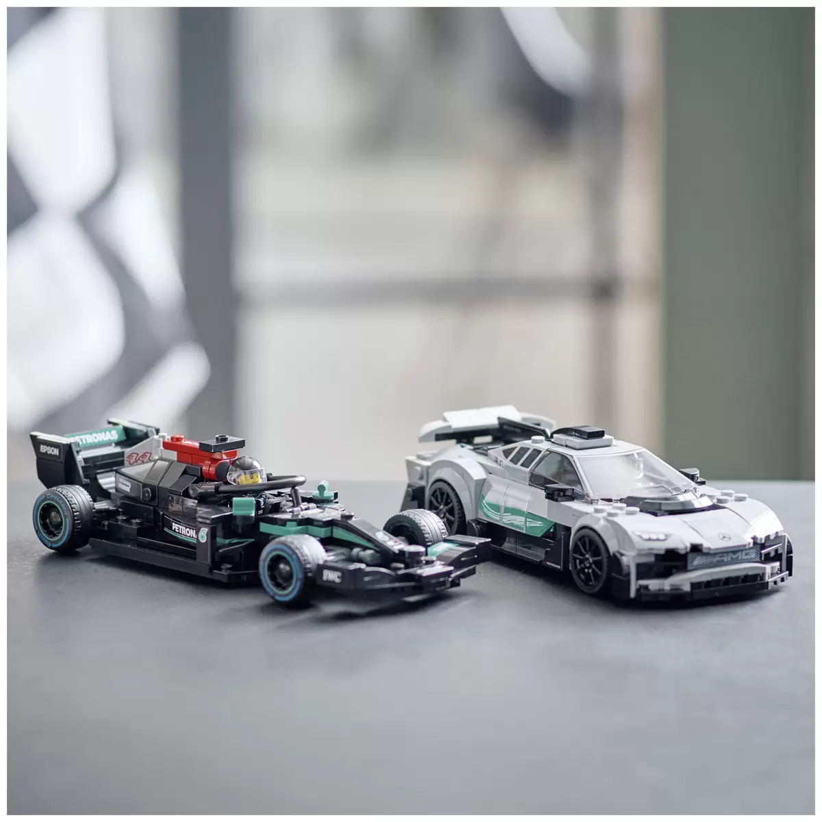 LEGO Speed Champions Mercedes-AMG F1 W12 E Performance and Mercedes-AMG Project One 76908