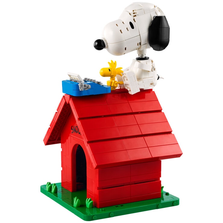 LEGO Ideas Peanuts: Snoopy’s Doghouse Set 21368 LEGO Ideas Peanuts: Snoopy’s Doghouse Set 21368
