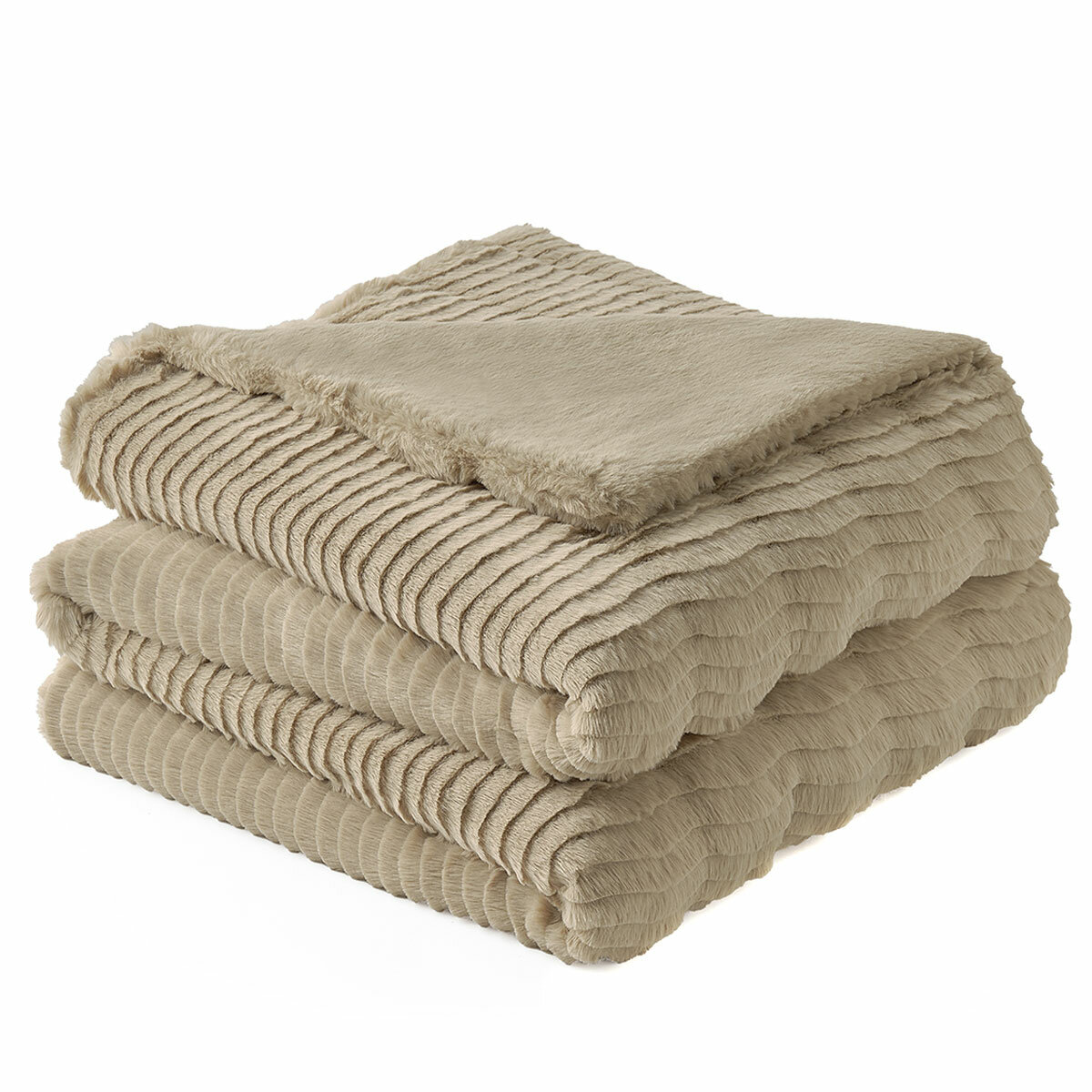 Casual Living Faux Fur Throw 127cm x 177cm Casual Living Faux Fur Throw 127cm x 177cm