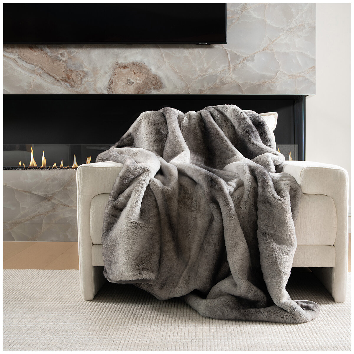 Mon Chateau Luxe Faux Fur Throw Grey