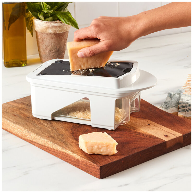 MIU Vegetable Chopper And Slicer 11 Piece Set MIU Vegetable Chopper And Slicer 11 Piece Set