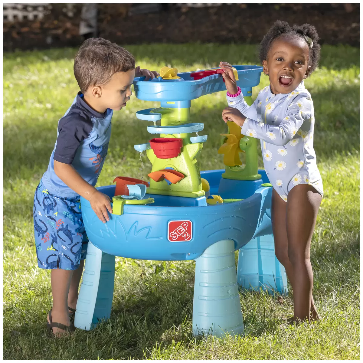 Step2 Double Rain Showers Water Table