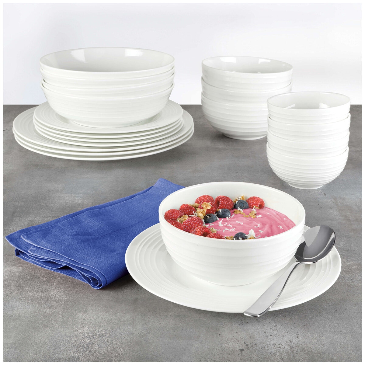 Mikasa Ciara Bone China 20 Piece Dinnerware Set