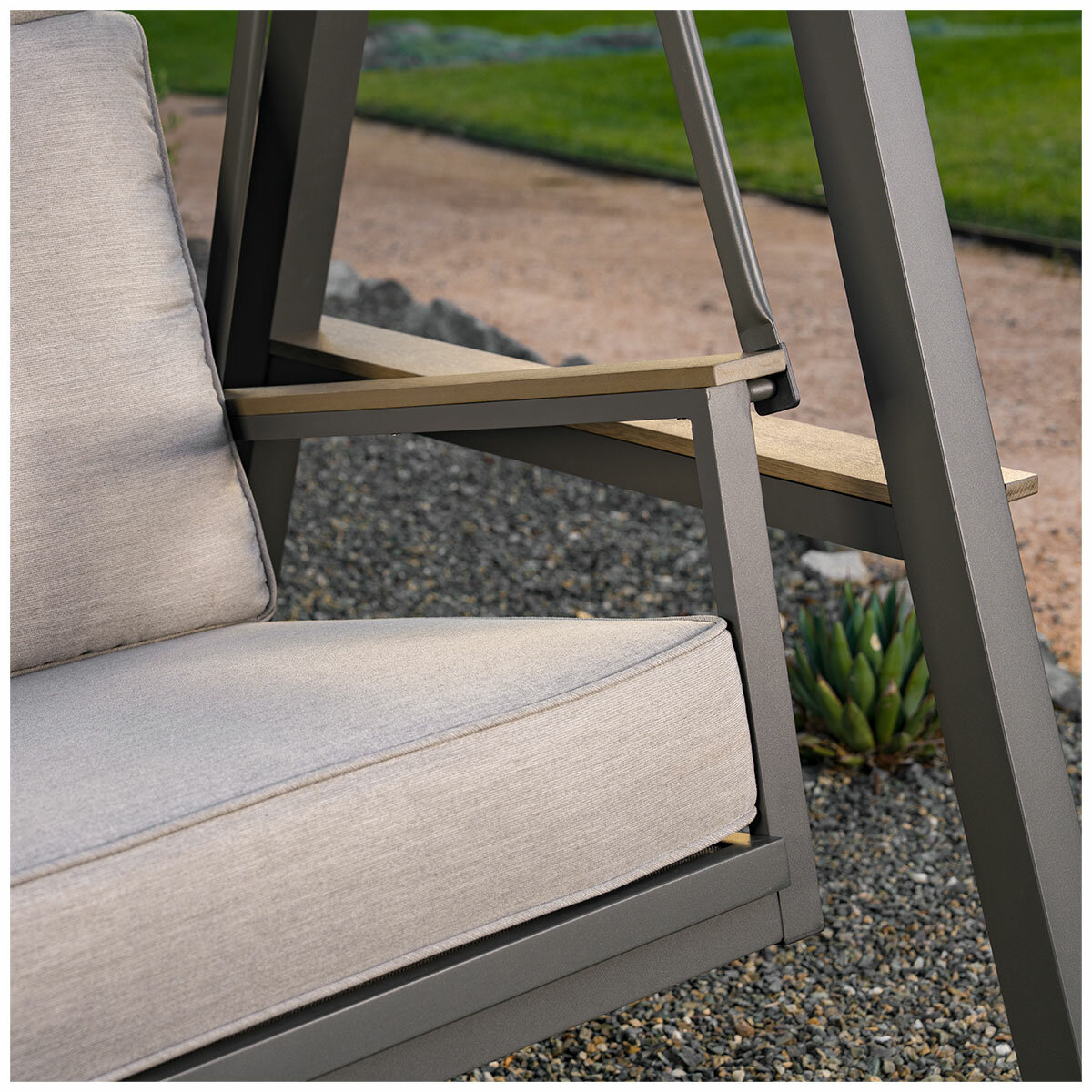 SunVilla Pine Knoll Cushion Swing SunVilla Pine Knoll Cushion Swing
