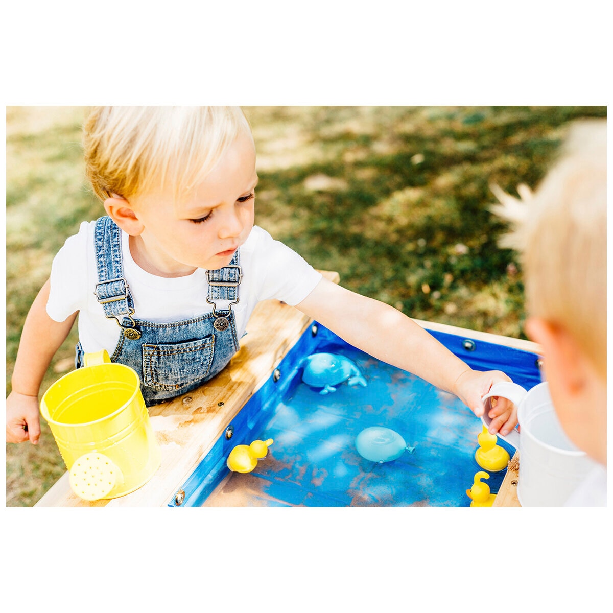 Plum Surfside Sand and Water Play Table