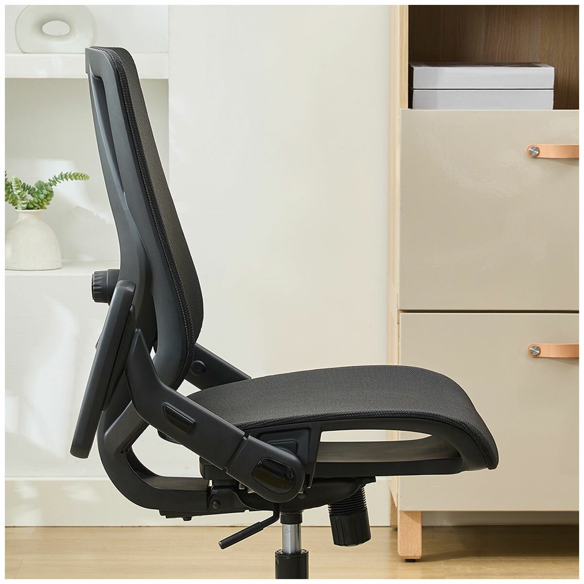 TrueWellness All Mesh Chair TrueWellness All Mesh Chair