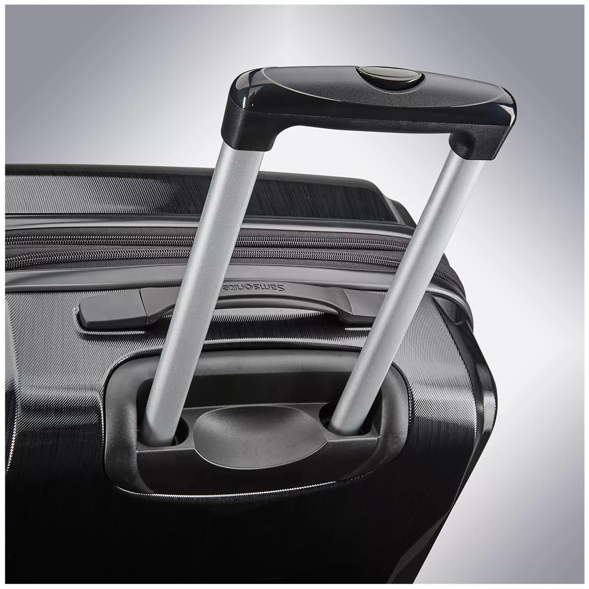 Samsonite Pivot Hub Spinner Luggage