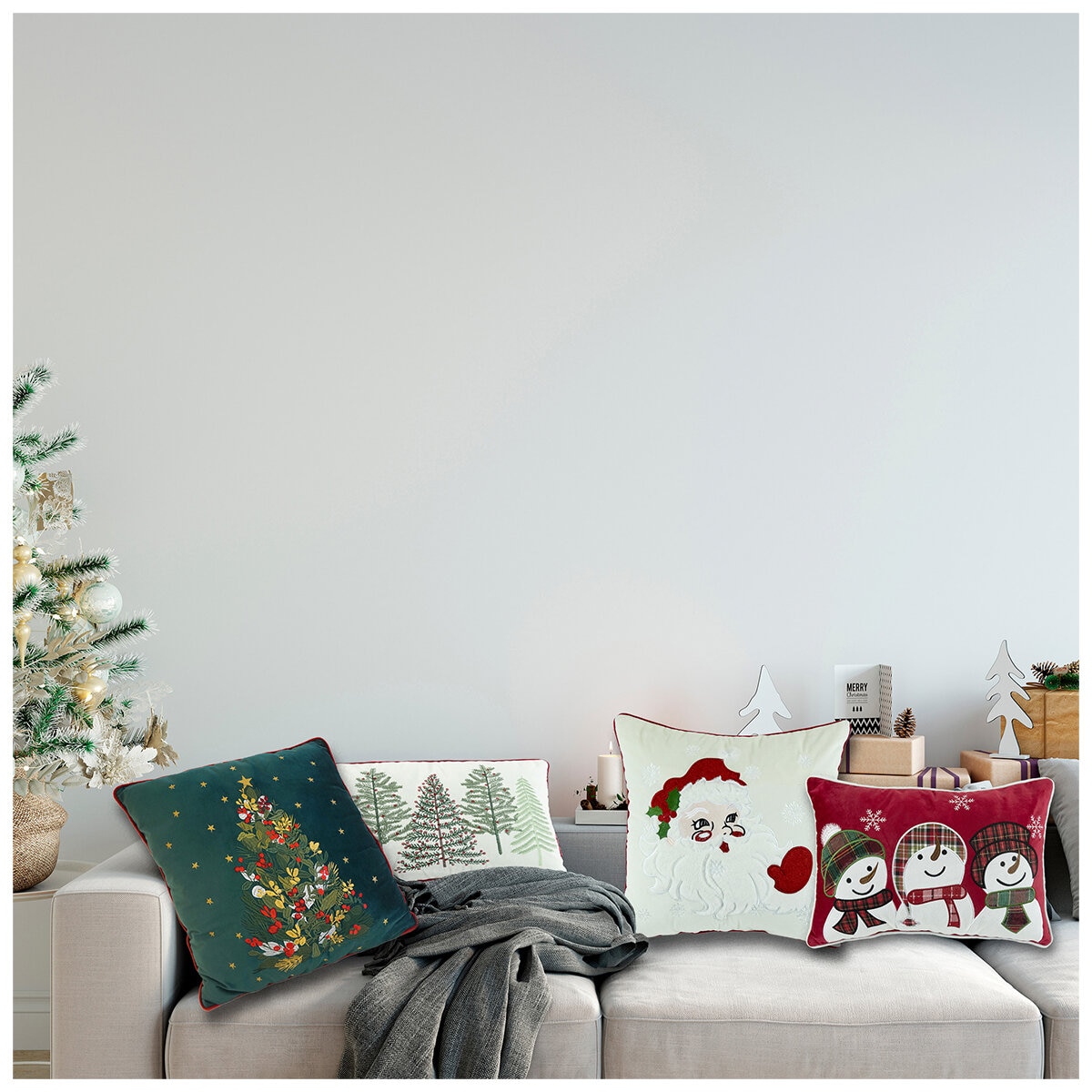 Sutton Place Velvet Xmas Deco Pillow