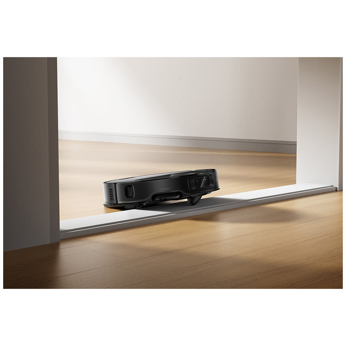 Roborock Saros Z70 Vacuum Cleaner Black RRSZ705203BLK Roborock Saros Z70 Vacuum Cleaner Black RRSZ705203BLK