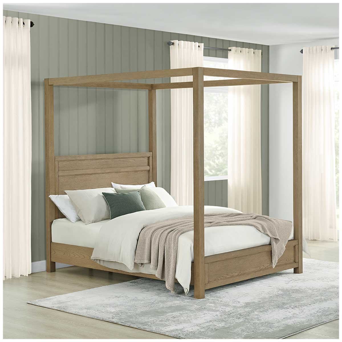 Oaklynn Queen Canopy Bed