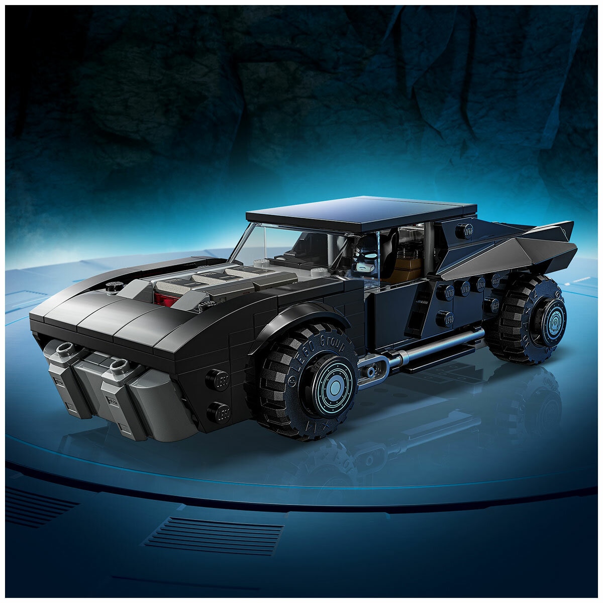 LEGO Super Heroes DC The Batman Batmobile 76332 LEGO Super Heroes DC The Batman Batmobile 76332