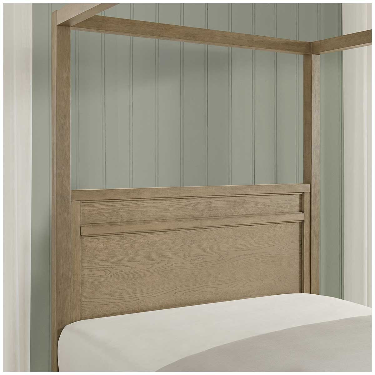 Oaklynn Queen Canopy Bed