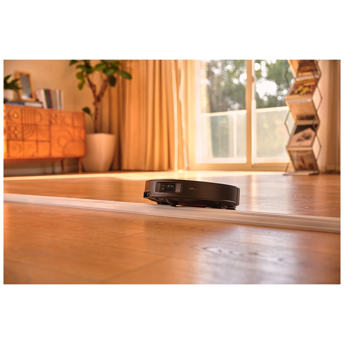 Roborock Saros Z70 Vacuum Cleaner Black RRSZ705203BLK Roborock Saros Z70 Vacuum Cleaner Black RRSZ705203BLK