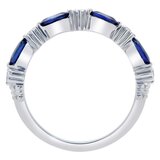 18KT White Gold 0.25CTW Round Diamond Blue Sapphire Band