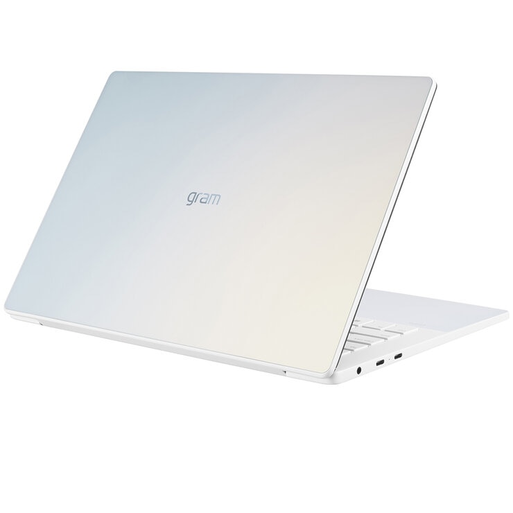 LG Gram Notebook 14 Inch i7 14Z90RS-G.AA74A LG Gram Notebook 14 Inch i7 14Z90RS-G.AA74A