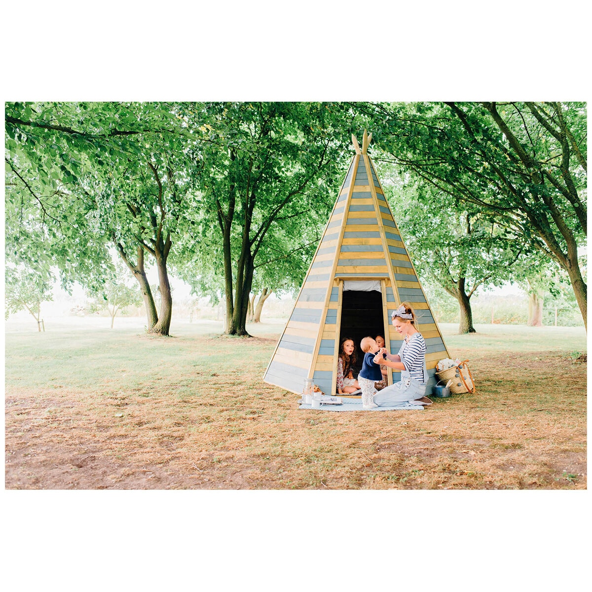 Plum Grand Wooden Teepee