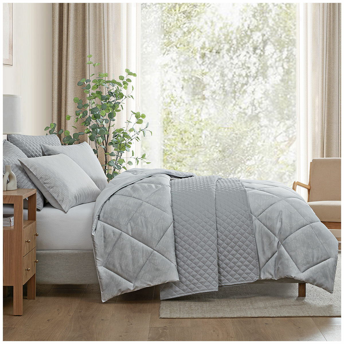 Jennifer Adams Comforter Set Queen 6 Piece Set Jennifer Adams Comforter Set Queen 6 Piece Set