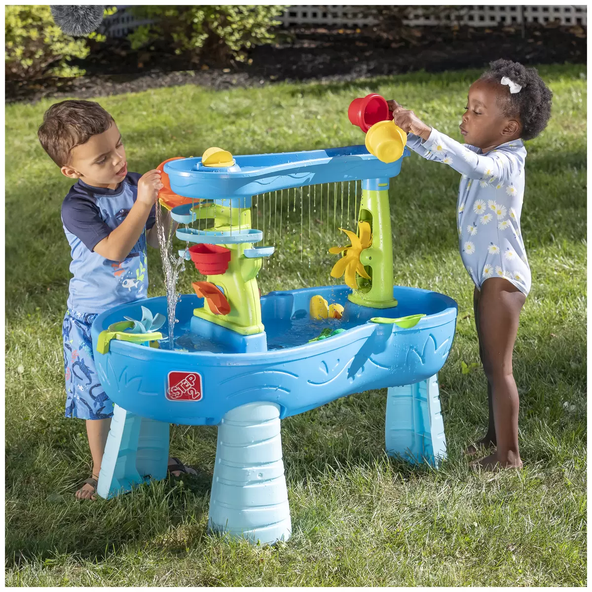 Step2 Double Rain Showers Water Table