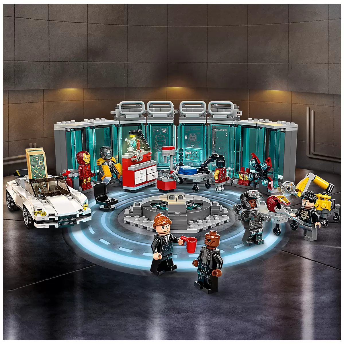 LEGO Iron Man Armory 76216