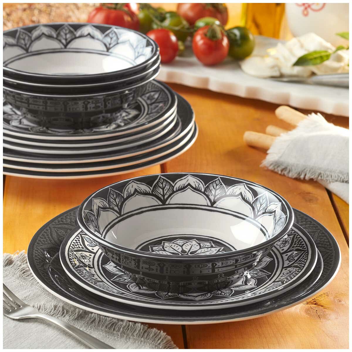 Pandex Melamine Dinnerware 12 Piece Set Pandex Melamine Dinnerware 12 Piece Set