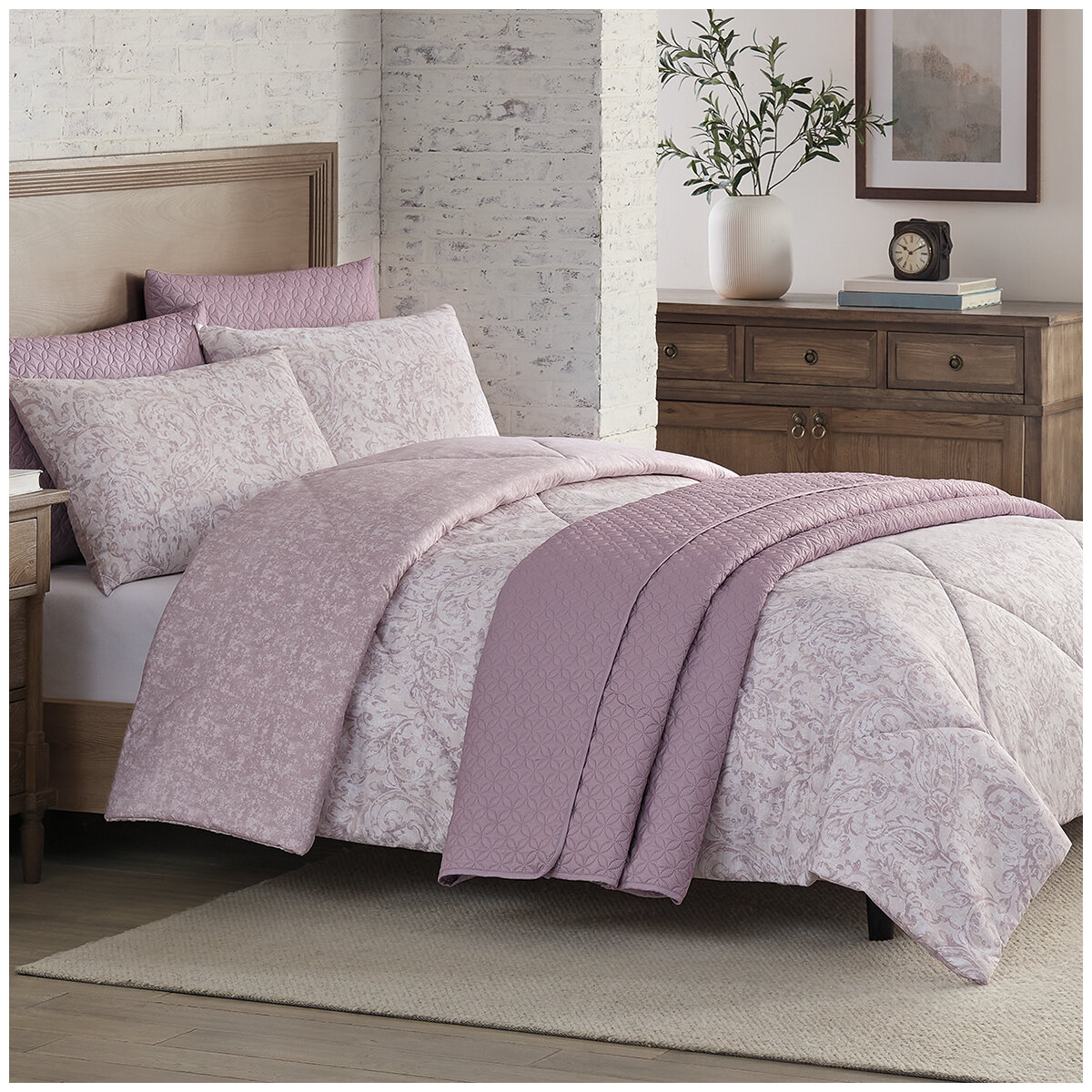 Adorn Home Comforter Set Queen 6 piece