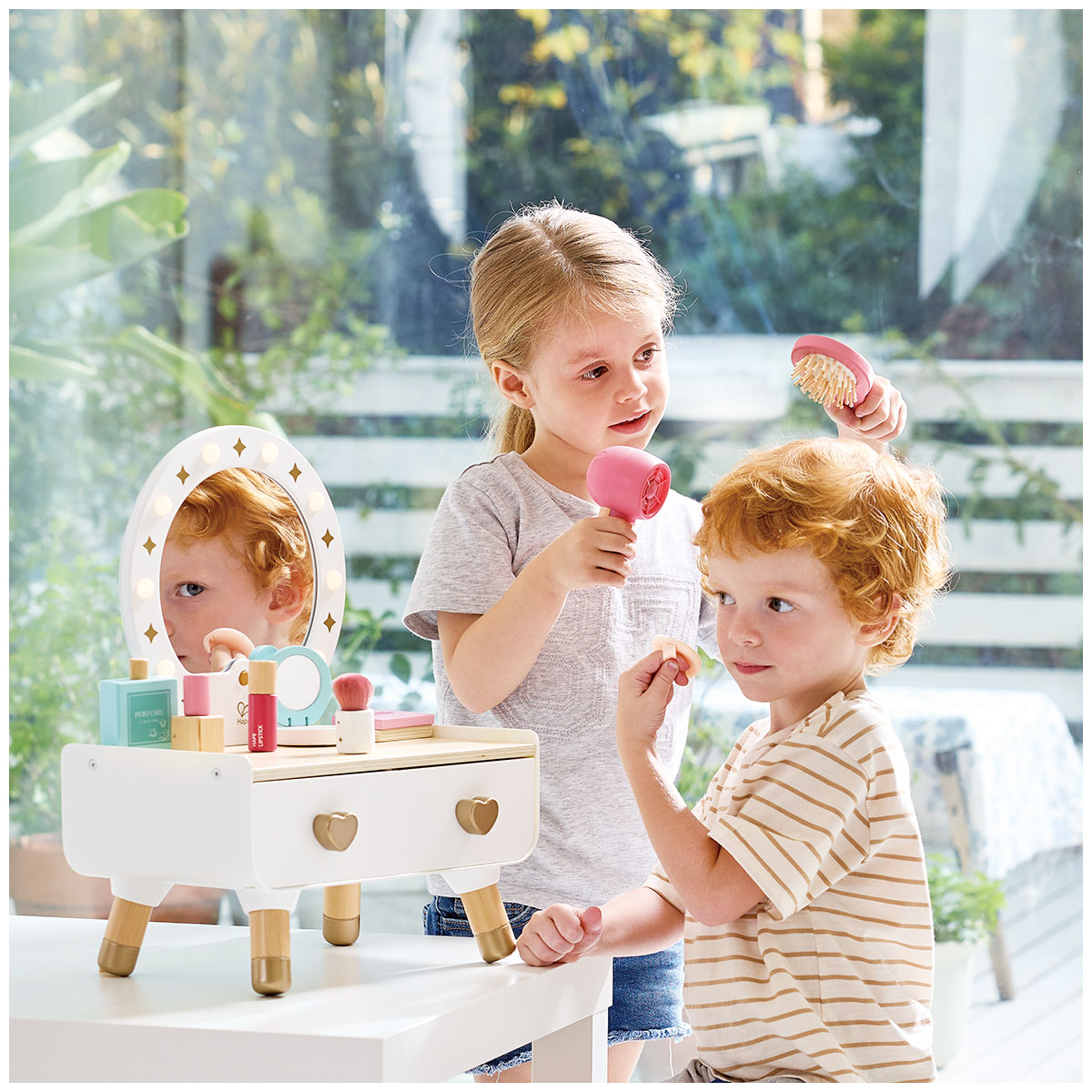 Hape My Sparkling Vanity Set Hape My Sparkling Vanity Set