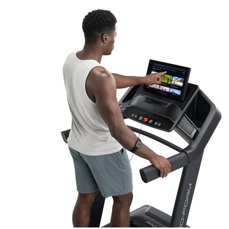 Proform Carbon Pro 9000 Treadmill Proform Carbon Pro 9000 Treadmill