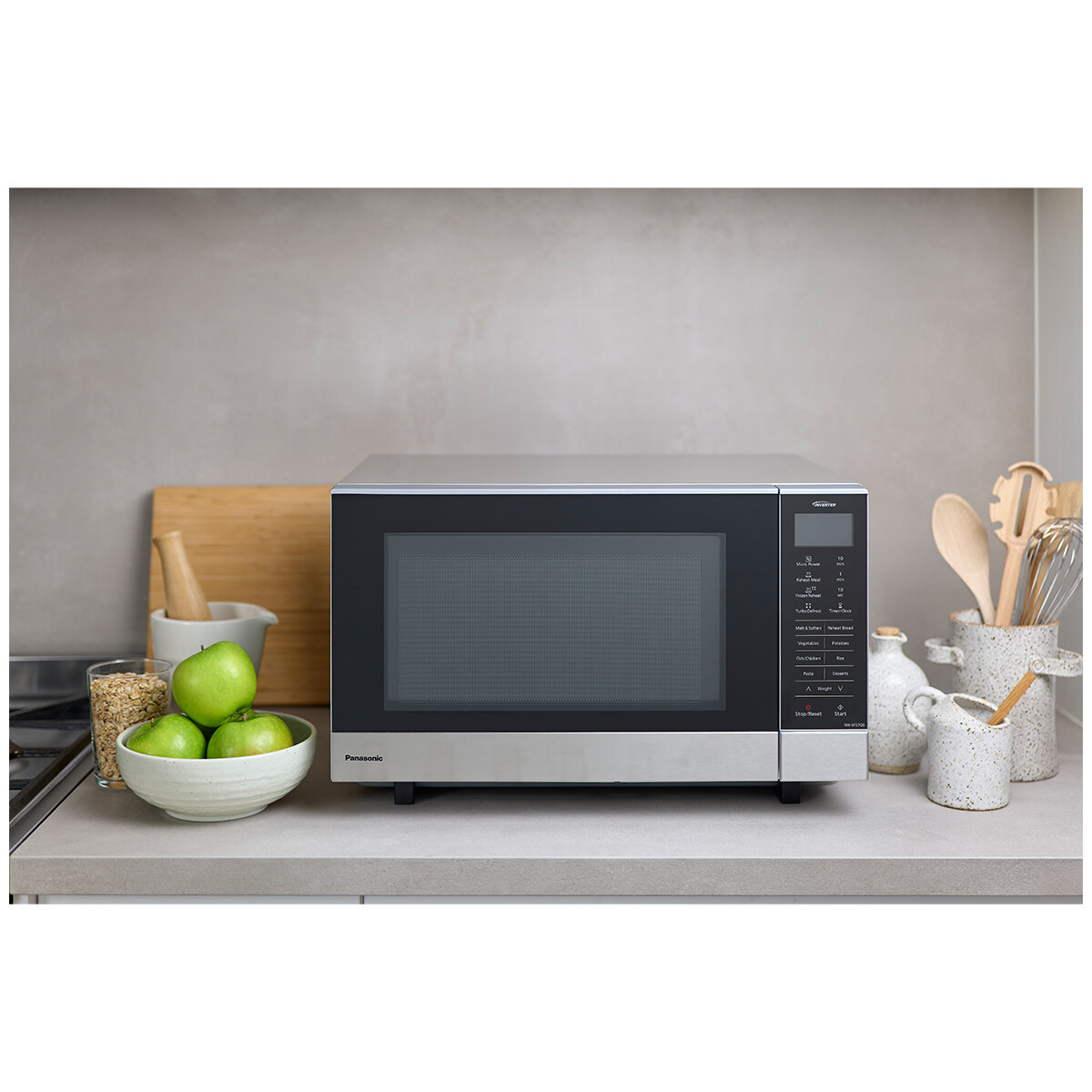 Panasonic 27L Flatbed Microwave Oven 850W NNSF57QSQPQ