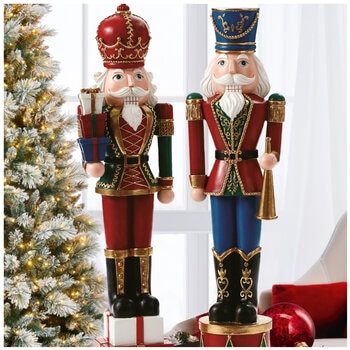 Nutcrackers Set 2 Piece