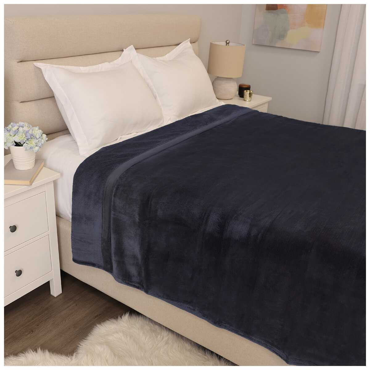 Kirkland Signature Plush Blanket Queen Overture