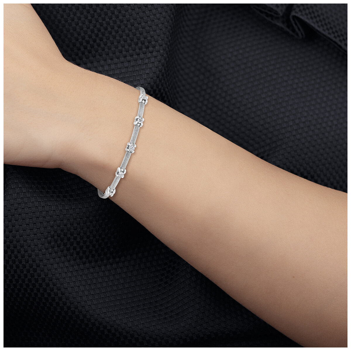 Diamond bangle bracelet deals costco