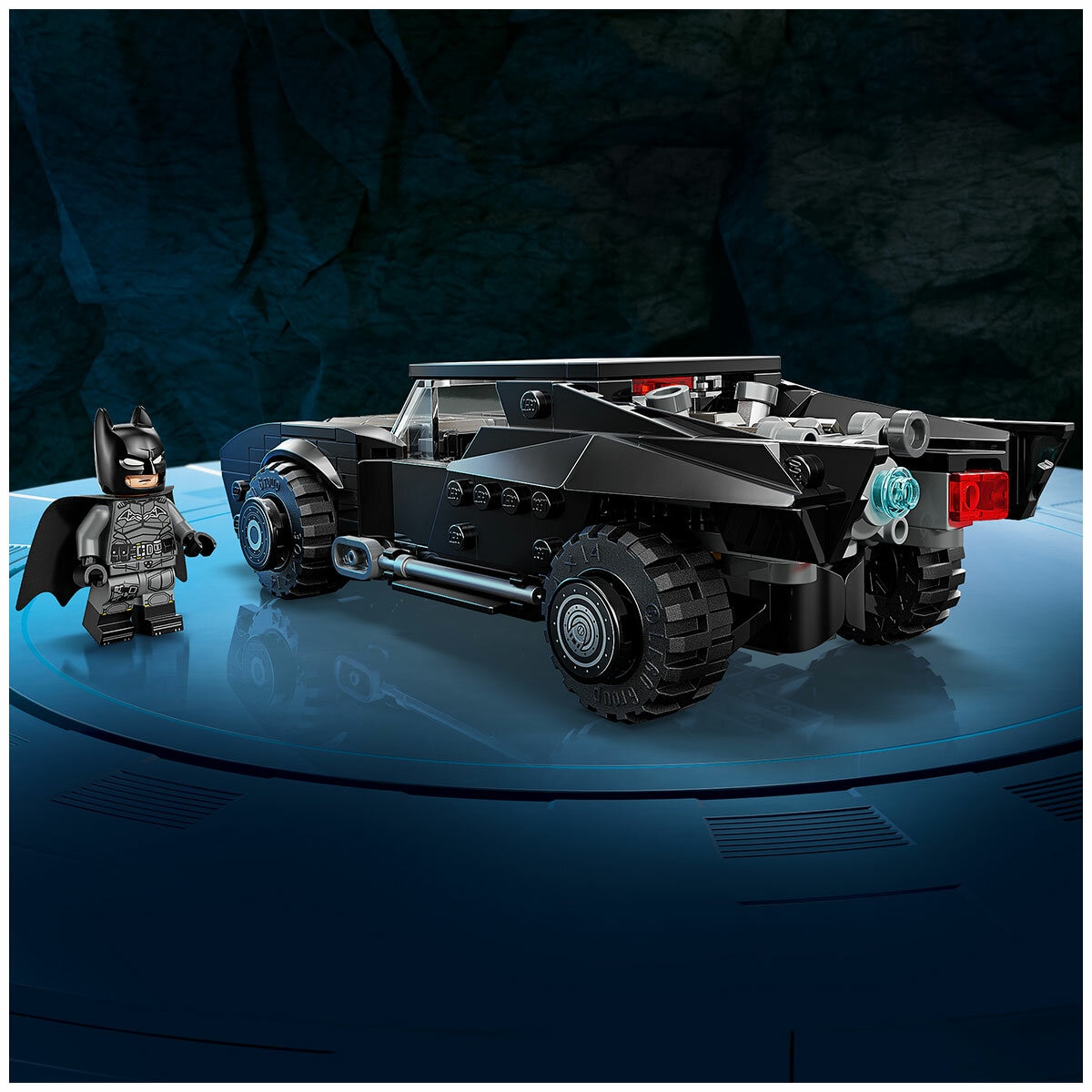 LEGO Super Heroes DC The Batman Batmobile 76332 LEGO Super Heroes DC The Batman Batmobile 76332