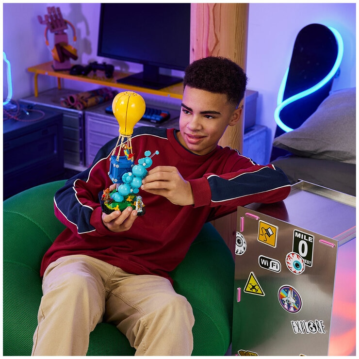 LEGO Fortnite Supply Drop 77080 LEGO Fortnite Supply Drop 77080